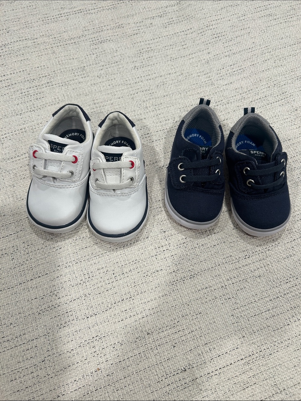 Sperry Kids White and Navy Twin Boat Shoe Set